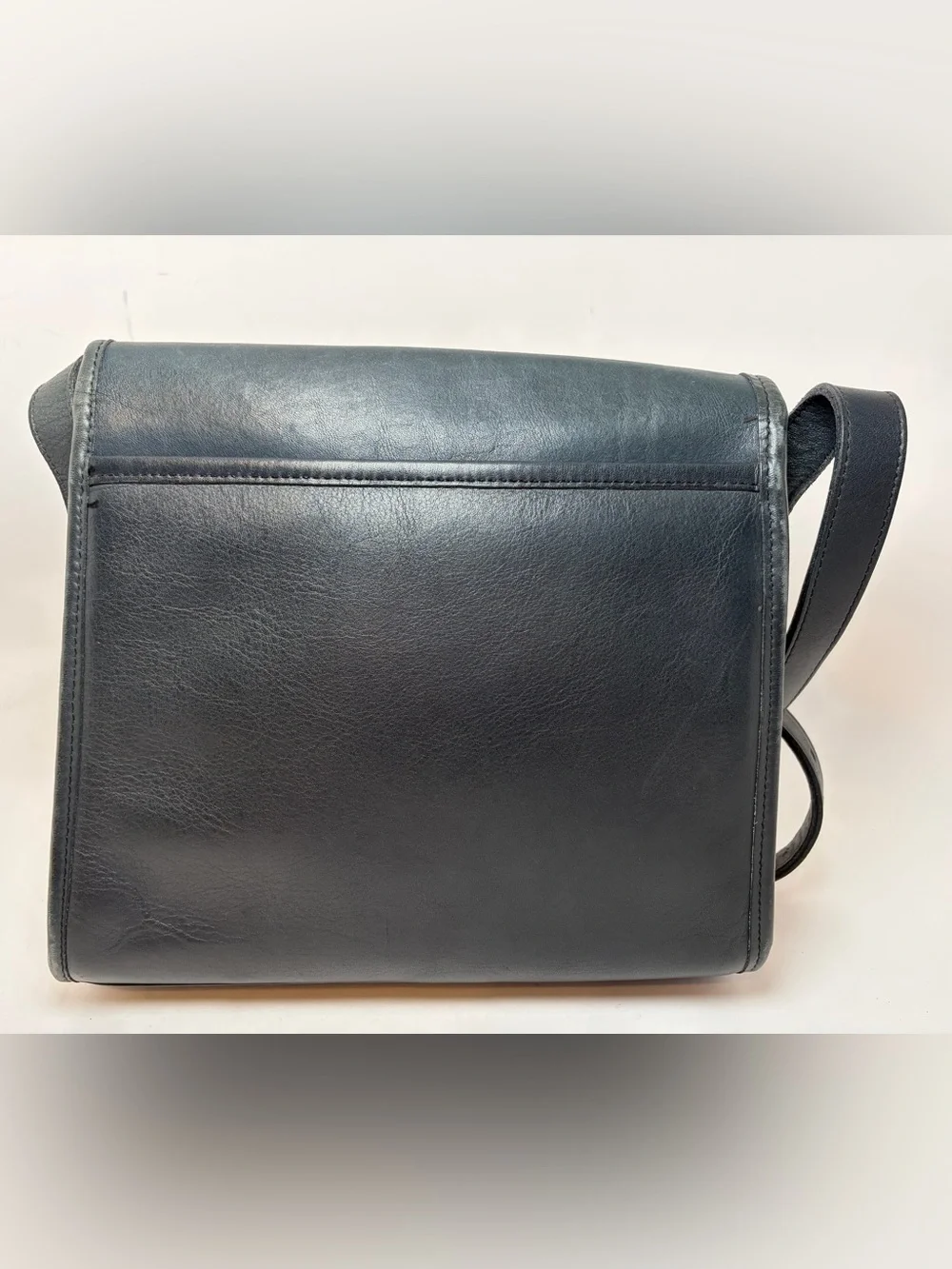 Vintage Coach Navy Mulberry Leather Crossbody made in USA 🇺🇸